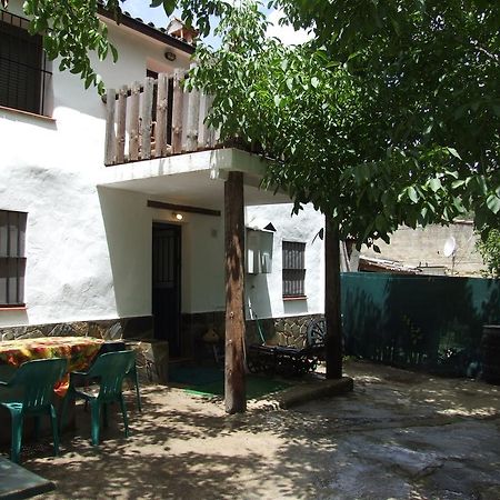 בית הארחה בנאמאהומה 	Casa La Rosa P.N. Sierra De Grazalema מראה חיצוני תמונה