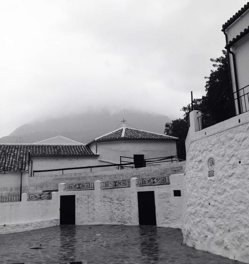 בית הארחה בנאמאהומה 	Casa La Rosa P.N. Sierra De Grazalema מראה חיצוני תמונה